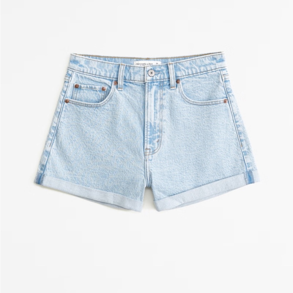 Abercrombie High Rise Mom Short 26